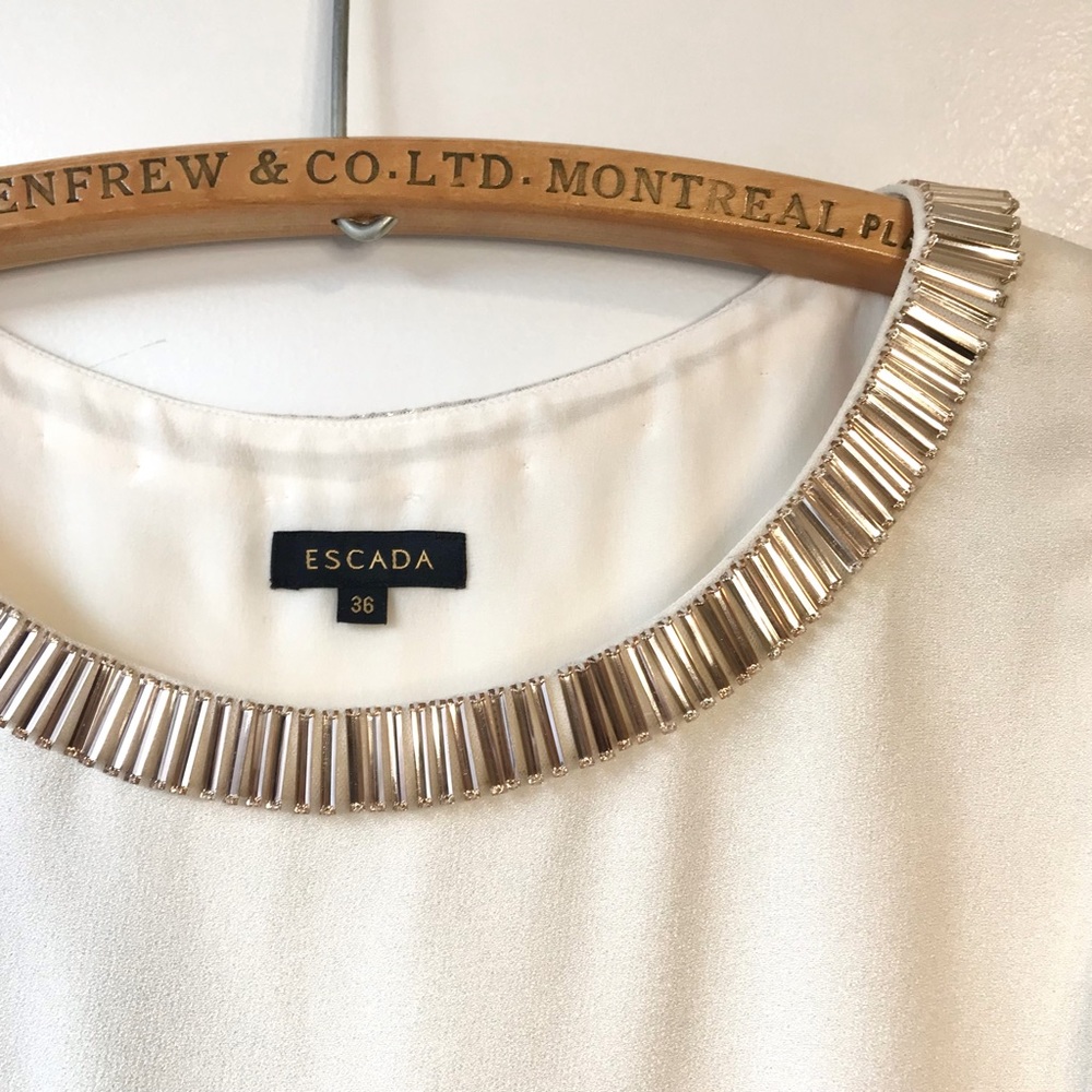 ESCADA 100% Silk Sleeveless Blouse w/Statement Collar